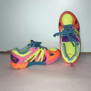 Danskin Now Sneakers
